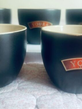 Baileys Black & Tan Ceramic Cups (7)